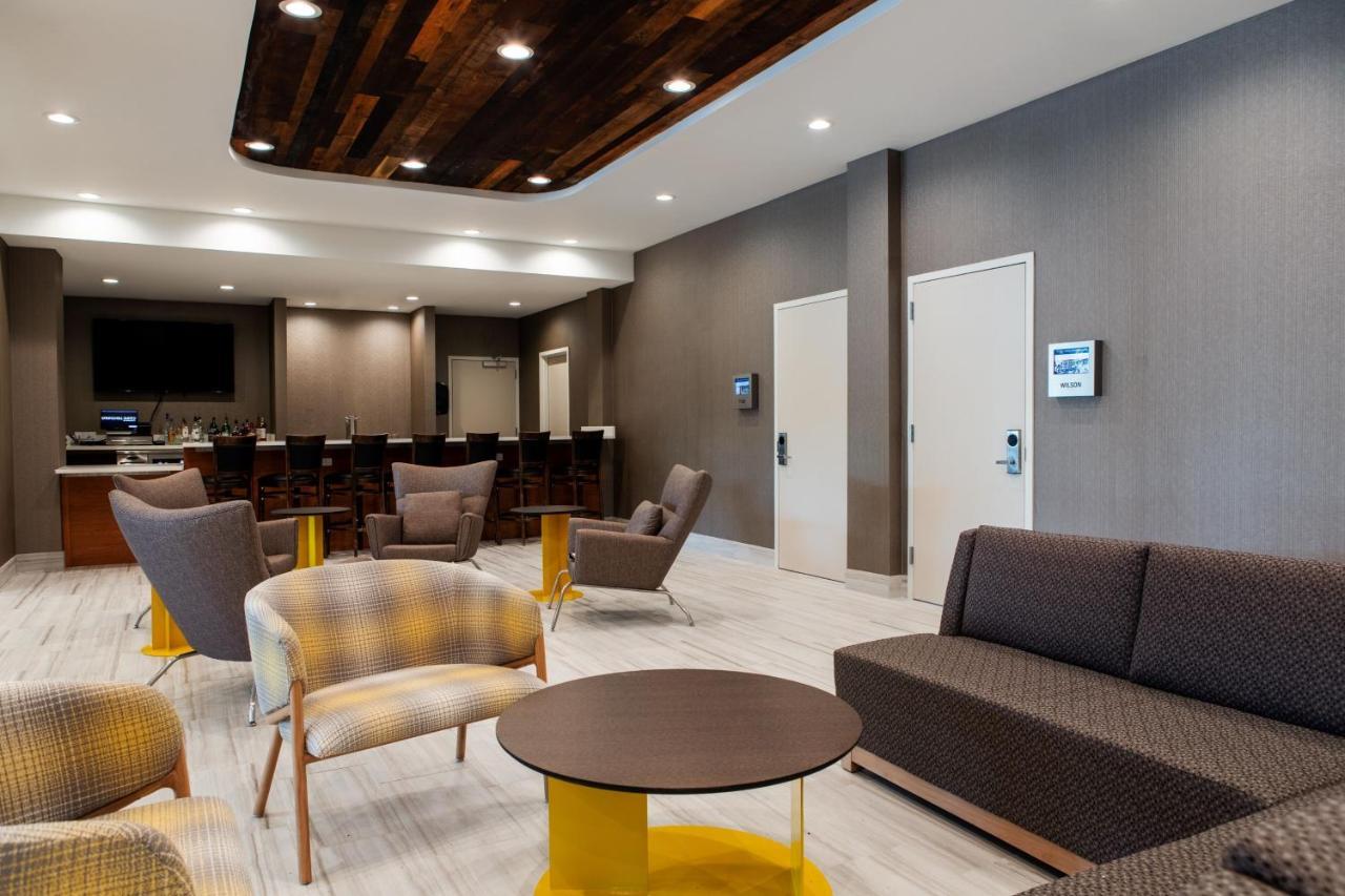 Springhill Suites By Marriott Честер Экстерьер фото