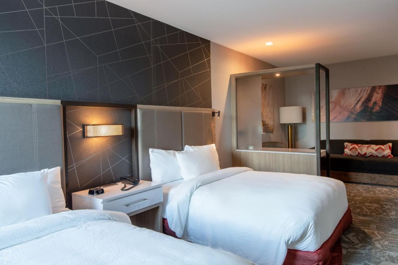 Springhill Suites By Marriott Честер Экстерьер фото
